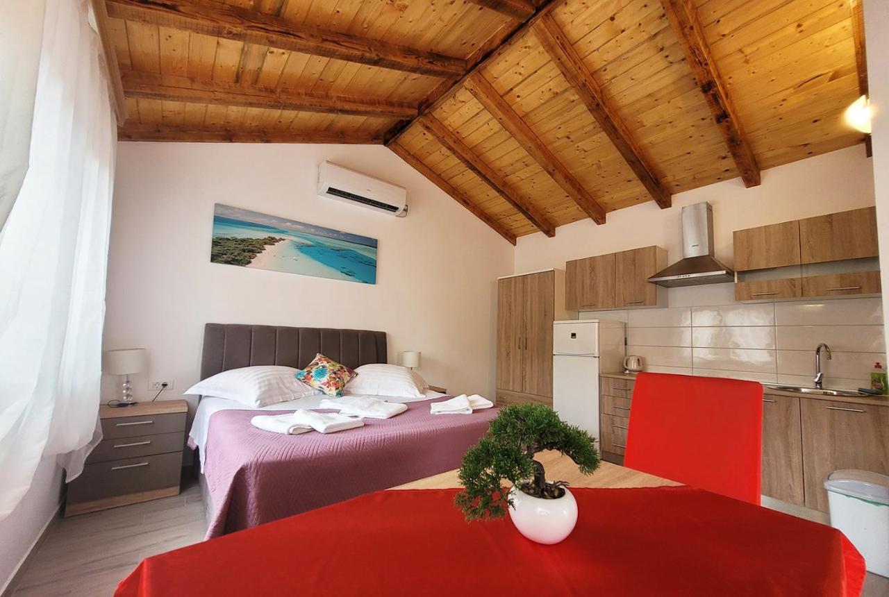 Luxury Villa Poquito Zagvozd Exterior photo