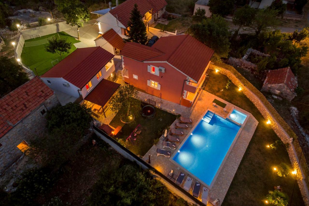 Luxury Villa Poquito Zagvozd Exterior photo