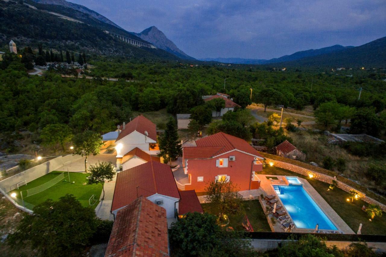 Luxury Villa Poquito Zagvozd Exterior photo